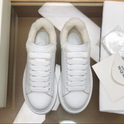 ALEXANDER MCQUEEN SNEAKER