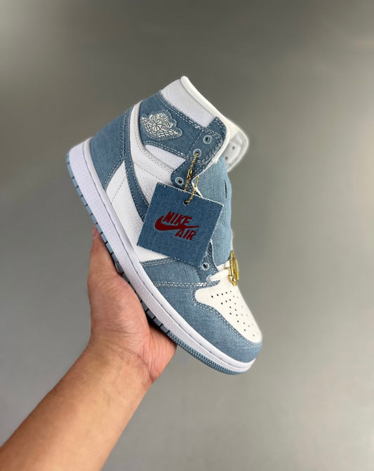 AIR “Jordan 1”